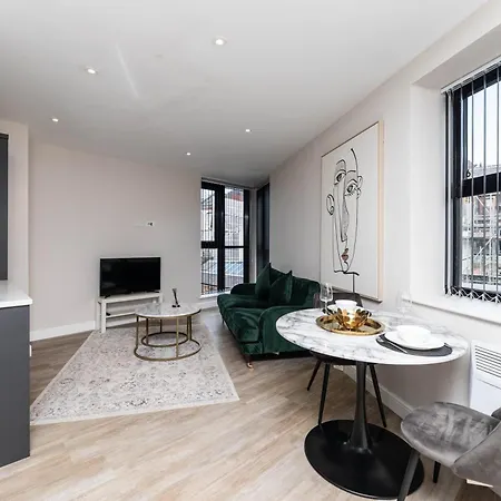 Apartman Stylish Centre Flat - Walk To Trinity & Station