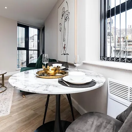 Modern 1bed Flat In The Heart Of Leeds Centre Apartment