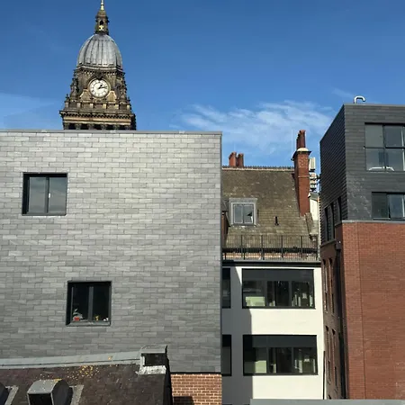 Modern 1bed Flat In The Heart Of Leeds Centre *