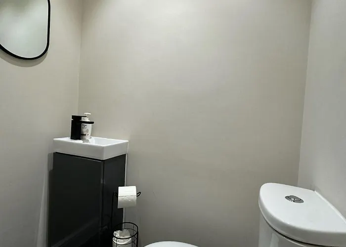 Modern 1bed Flat In The Heart Of Centre 아파트