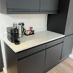 Apartmán Stylish Centre Flat - Walk To Trinity & Station *