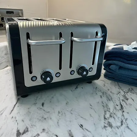 Modern 1bed Flat In The Heart Of Centre * Leeds (West Yorkshire)